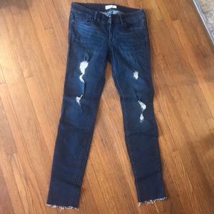 Bullhead distressed jeans